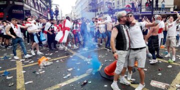 Lumë akuzash ndaj anglezëve: Traumën e finales e meritonin, pasi rrahën tifozët danezë dhe u tallën me gjermanët