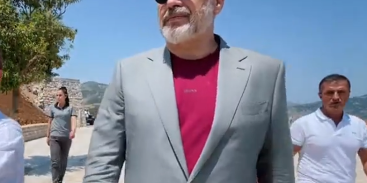 VIDEO/ “Mbresëlënëse”! Inspektoi projektin e rëndësishëm, mahnitet kryeministri Rama: Një perlë!