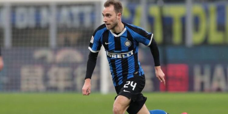 Përloti gjithë botën pas arrestit kardiak që pësoi në mes të fushës! Merret vendimi për Eriksen: S’do të mund të luajë futboll për…