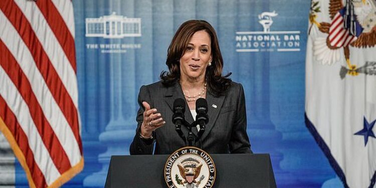 SHBA merr masa për emigracionin, Kamala Harris kërkon bashkëpunim edhe nga shtetet e tjera