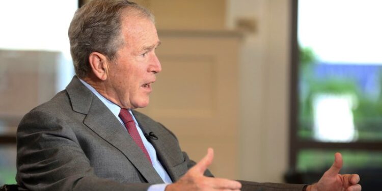 Si asnjëherë më parë, ndërhyn George Bush dhe jep mesazhin e fuqishëm: Kjo lëvizje e Joe Biden është e gabuar