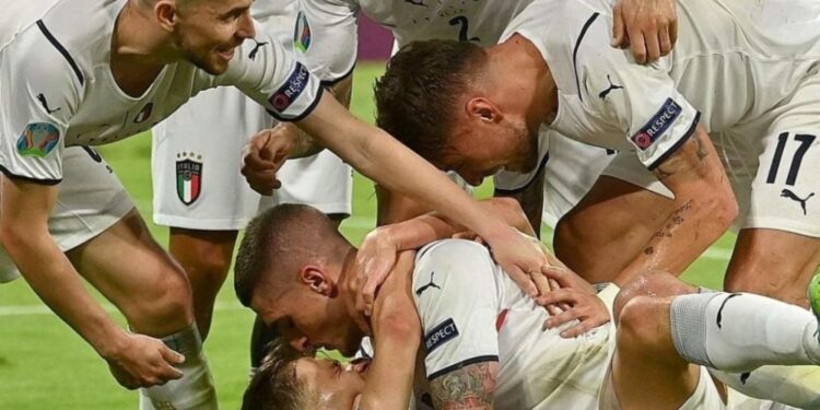 Euro 2020: Italia perfekte e Mancinit në gjysmëfinale