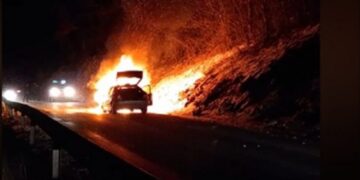 E rëndë në Greqi, digjet i gjallë brenda makinës Pastori i kishës