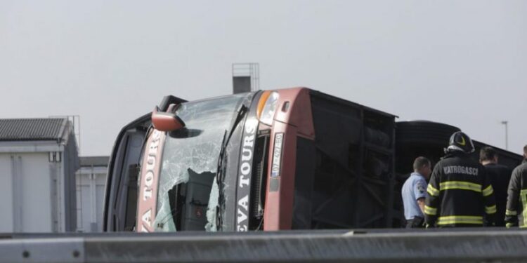 Aksidenti me 10 viktima në Kroaci, emigrantë shqiptarë që po vinin nga Gjermania