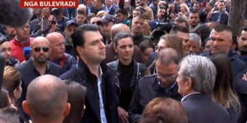Mbështetësit e Berishës dhe LSI kërkojnë trazira në shtator: Thirrje për protesta si në Kirgistan për të rrëzuar qeverinë