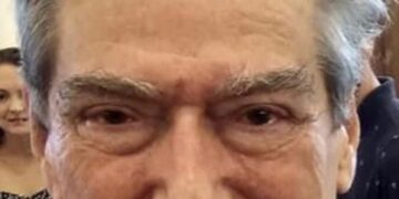 Berisha e akuzon se kërkoi 200 mijë euro, i përgjigjet deputeti socialist: O plaku Mere, ke ikur nga mëndja por nuk shpëton dot nga drejtësia si sëmurë mendor