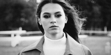 “Është e vështirë të jesh grua”! Duhet të mendosh si burrë, të sillesh si zonjë dhe të punosh si kalë’