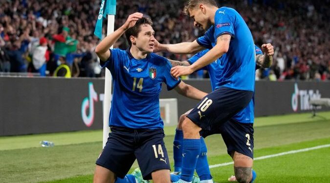 VIDEO/ Italia më e saktë nga penalltitë, kalon në finale të Evropianit