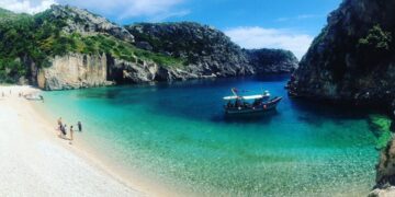 Misteret e Karaburunit, udhëtim në gadishullin e mbushur me sekrete