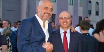 Ç’po ndodh në bastionin e socialistëve, nga akuzat e Petro Koçit tek analiza e shifrave për Fierin?!