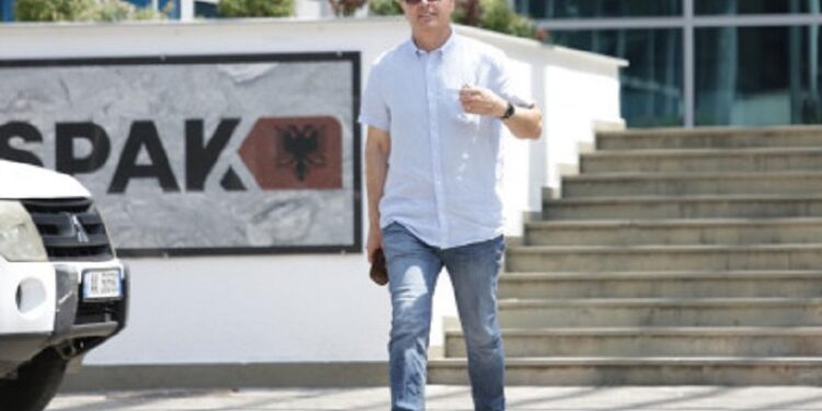 Petro Koçi pas thirrjes nga SPAK: Bota e krimit lidhje të konsoliduar me politikën