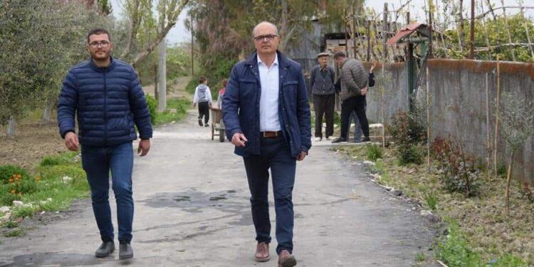 Sherr mes socialistëve të Fierit, kreu i Hipotekës i përgjigjet ashpër Petro Koçit