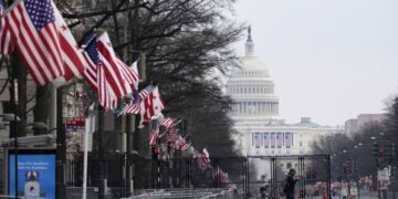“Sot në Shqipëri foshnja në bark të nënës lind proamerikan”!