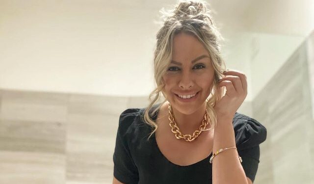 “Ca kosovarë i kanë lënë serbët kot gjallë”! Këngëtarja e njohur shqiptare, Vesa Luma shokohet nga mesazhet e ndjekësve