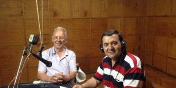 Dëshmia e rrallë e gazetarit sportiv!  Kur ekipi i volejbollit ‘Vllaznia’ doli në fushë, të gjithë tifozët korçar në kor, thërrisnin: ‘Jashtë serbët, jashtë titistët’ dhe…!