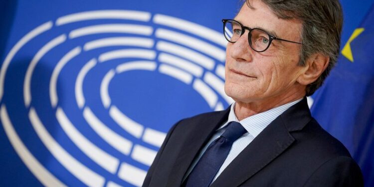 Situata në Afganistan kap në befasi BE: David Sassoli kërkon që çdo shtet anëtar të marrë emigrantë