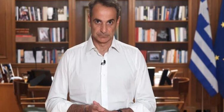 Kryeministri Mitsotakis akordon 500 milionë euro ndihmë për të prekurit nga zjarret në Greqi: U kërkoj falje qytetarëve për…