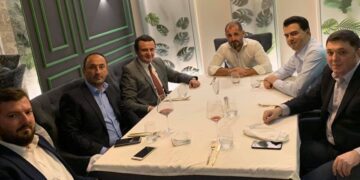 10 arsye: Pse opozita duhet të shkarkojë si kryetar Lulzimin dhe të zgjedhi Albinin?