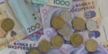 Ndihma ekonomike, pse shumë familje mbeten jashtë skemës?