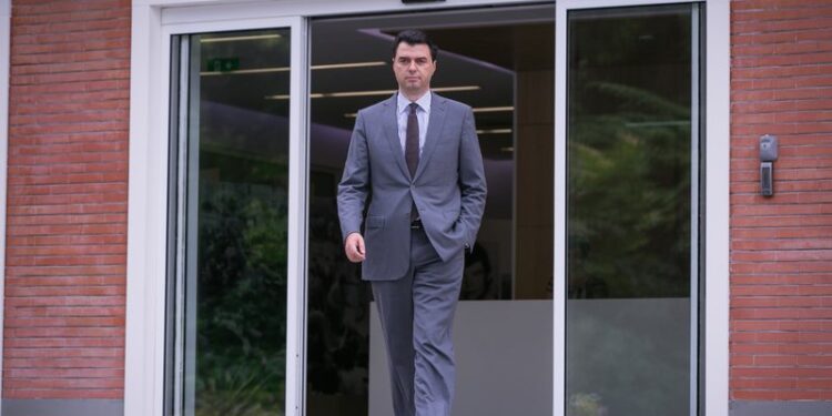 Strehimi i afganëve, Basha një mendje me Ramën: Pranë partnerit tonë strategjik SHBA dhe aleatëve tanë në zgjidhjen e krizës humanitare