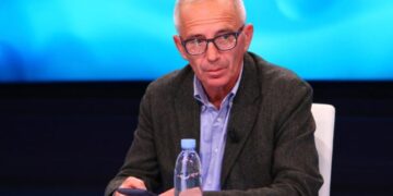 Mark Marku sot u dh**u mu në pushtet, benefite, përfitime, lëpirje, servilizma