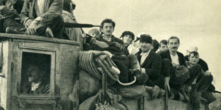 FOTOT e rralla të një fashisti: Shqipëria, 4 vjet përpara “çlirimit” komunist