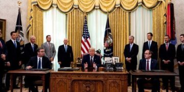 SHBA i jep shuplakë të fortë Albin Kurtit: Ultimatum Kosovës dhe Serbisë të zbatojnë marrëveshjen e firmosur në Uashington me Trump!
