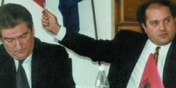 Sali Berisha kujton dramën e vitit ’91: I thash kjo do të anulohet! Ja vendimi që mora për Azem Hajdarin