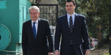 Përplasja në selinë blu, Astrit Patozi: Njëri do të legalizohet, tjetri të marrë letrat e fundit. Berisha fiton vetëm nëse…