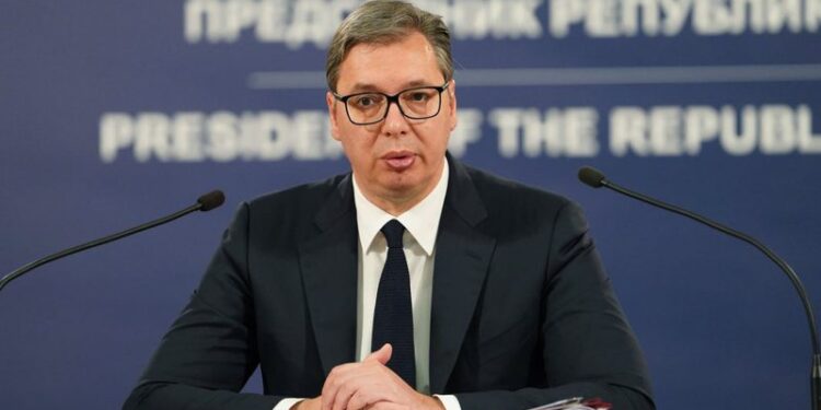 Çfarë po ndodh me Presidentin? Vuçiç shtyn të gjithë takimet, shfaq probleme me shëndetin, këshilltarja e tij del me njoftimin urgjent