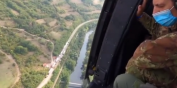 VIDEO/ KFOR-i publikon pamjet nga helikopteri: Çfarë po ndodh nga veriu i Kosovës?!