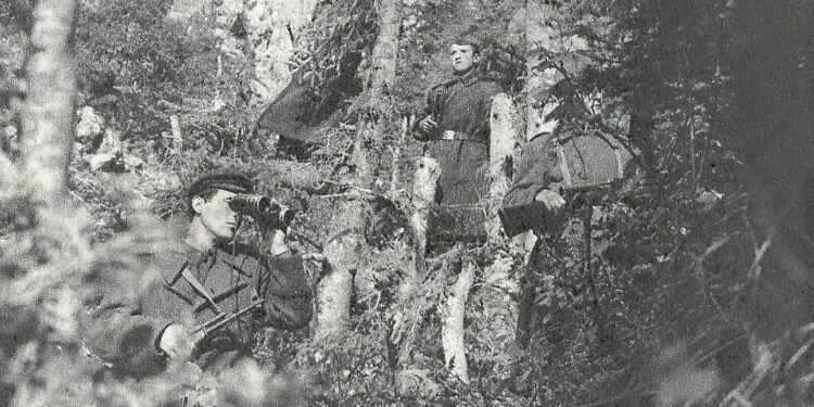 Dëshmia e rrallë nga SHBA! E vërteta e konfliktit me ‘atentatorin e Enver Hoxhës’ në ’75: Unë s’isha i infiltruar nga Kadri Hazbiu, Banushin e godita tek kloni afër Hanit të Hotit, pasi…