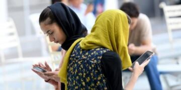 Mes luksit, diellit, palmave dhe ankthit, jeta e afganëve në Shqipëri: Qaj pas çdo telefonate…