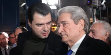 “I thashë që të shkoja unë dhe t’i kërkoja Berishës të mos kandidonte për deputet”! Miku i Saliut zbulon për herë të parë bisedën “sekrete” me Bashën