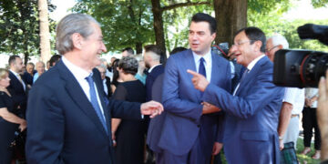 Berisha për Bashën:  Ai nuk kreu atëvrasje politike, por vrau Partinë Demokratike