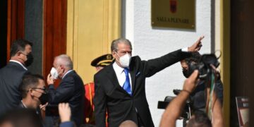 Berisha përballë njerëzve të tij në Kuvend: Sot nis beteja jonë kundër Bashës dhe Ramës