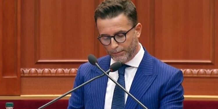 Braçe thirrje qeverisë: Punëtorët po ju ikin… rritini rrogat, përmirësojini kushtet e punës. Nuk jemi as sa Mali i Zi