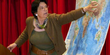 Historiania greke vazhdon debatin me helenofobët: Greqia ishte shqiptare, edhe sot gjysma janë shqiptarë