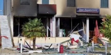 Thellohet tragjedia në Velipojë: Pas nënës dhe motrave, ndërron jetë dhe djali 11-vjeçar nga shpërthimi i bombulës së gazit