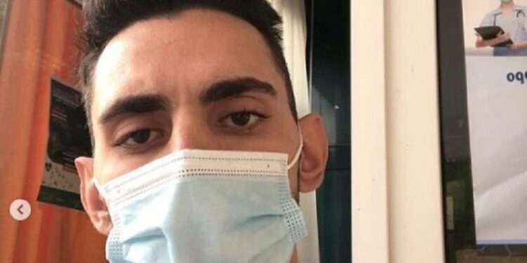 U paralizua pas injektimit të vaksinës, mjekët pas analizave: Nuk ka probleme shëndetësore