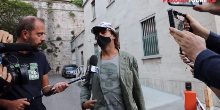 A po mashtron përsëri Pecorelli?! “Unë isha në një komunitet priftërinjsh në Medjugorie! Kam kryer krime”