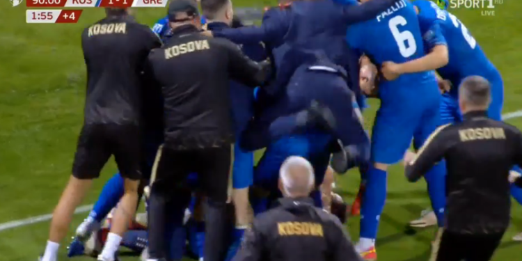 VIDEO/ Muriqi kthehet në heroin e Kosovës! Goli në minutat e fundit shijohet si fitore, shpëton dardanët kundër Greqisë