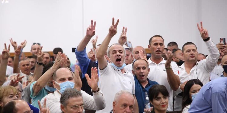 Saliu iku, tani e ka radhën Berishizmi!