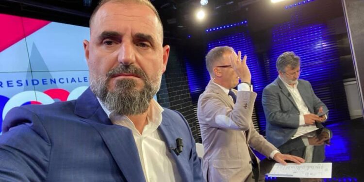 Çim Peku “filozof”: SHBA ka kaluar “vijën e kuqe” me Berishën! Rama bllokoi tubimet nga frika e tij