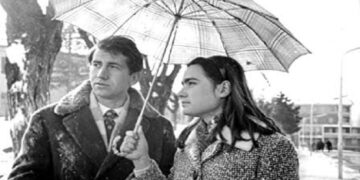 Aktori dhe regjisori Agim Qirjaqi, një meteor në Teatrin Kombëtar