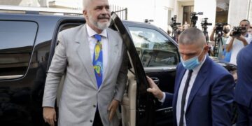 Rama, vizitë zyrtare në Kosovë më 27 shtator
