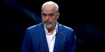 Rama flet me tone të ashpra në Asamblen e PS: Një tufë drejtorësh duhen zhdukur nga sytë e popullit