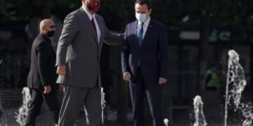 Mediat e Beogradit: Rama sulmon Serbinë nga Prishtina, akuzon për manovra teatrale luftarake