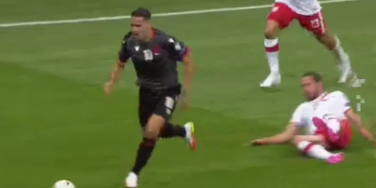 Stërvitja me Barcelonën jep frytet e saj: Shkëputja e Manajt ndaj Polonisë po bën xhiron e rrjetit!