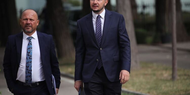 Ervin Salianji presion qeverisë krahë Xhelal Mziut: I pastë ditët e numëruara kjo qeveri